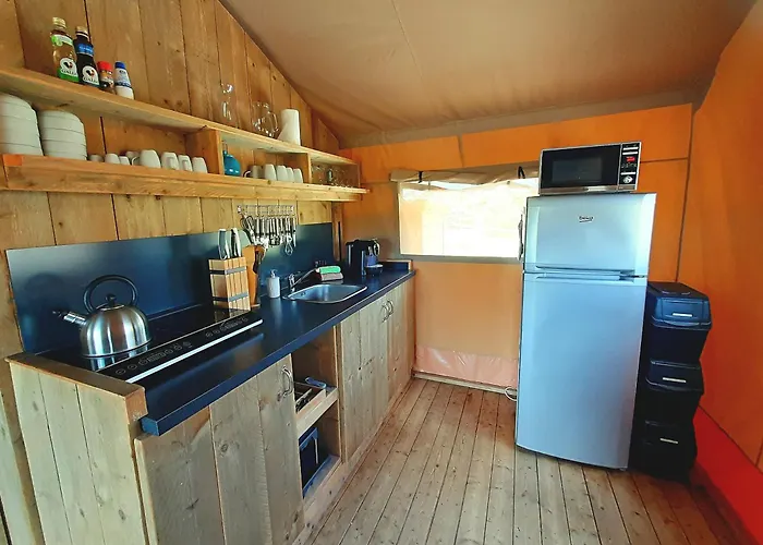 Alojamento de Turismo Selvagem Silver Coast Glamping Luxury *